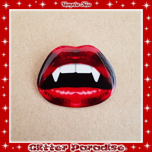 Brooch: Vampire Kiss