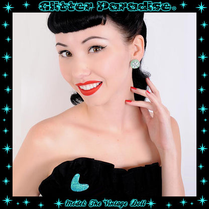 Brooch: Confetti Lucite Boomerang Dust