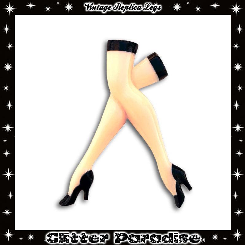 Brooch: 40s Pinup Legs