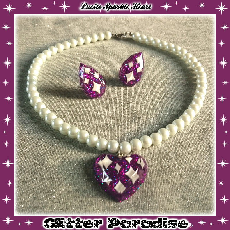 Collar : Lucite Sparkle Heart & Pearls