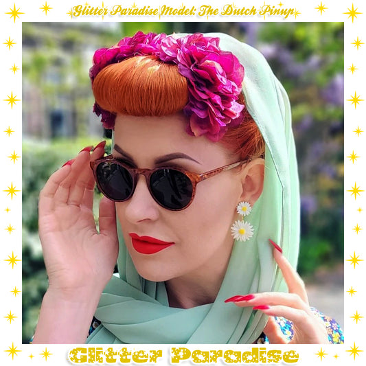 Earrings: Daisy Drop