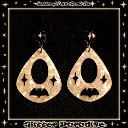 Boucles d'Oreilles : Mother of Pearl Atomic Bat