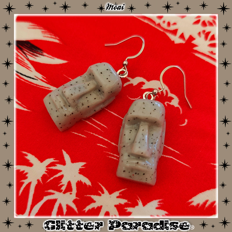 Set: Moai