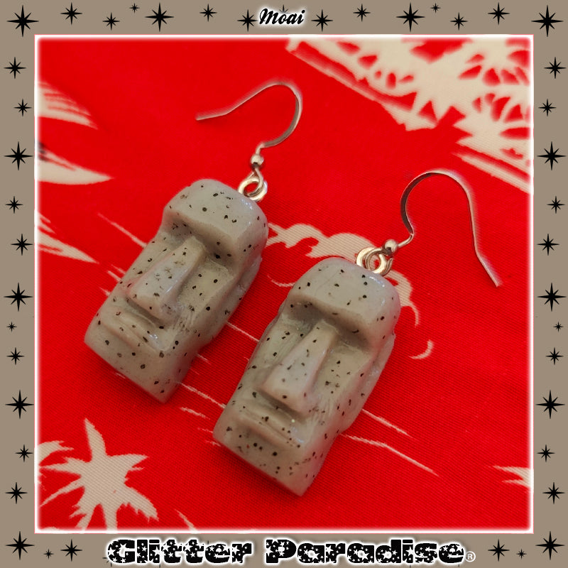 Set: Moai