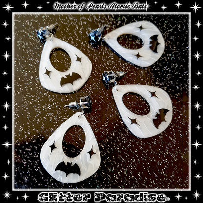 Boucles d'Oreilles : Mother of Pearl Atomic Bat