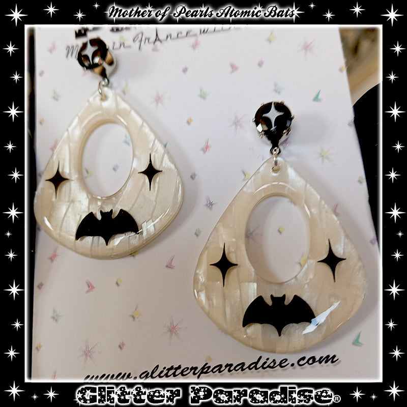 Boucles d'Oreilles : Mother of Pearl Atomic Bat