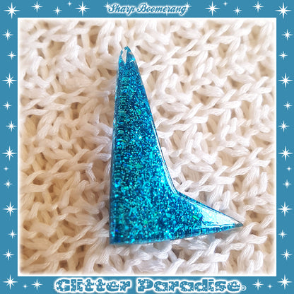 Brooch: Confetti Lucite Sharp Boomerang Dust
