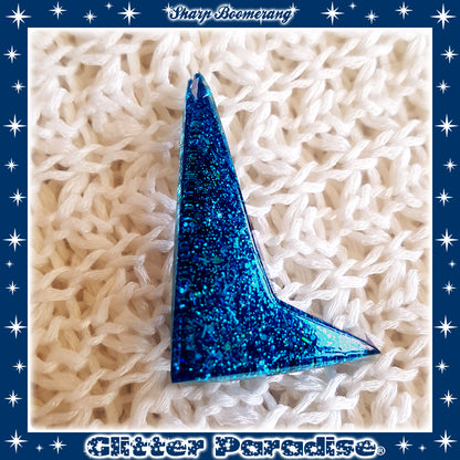 Brooch: Confetti Lucite Sharp Boomerang Dust