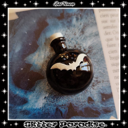 Broche: Poison Bottle