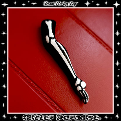 Broche: Dead Pinup Leg