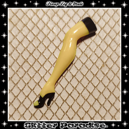 Brooch: Pinup Leg
