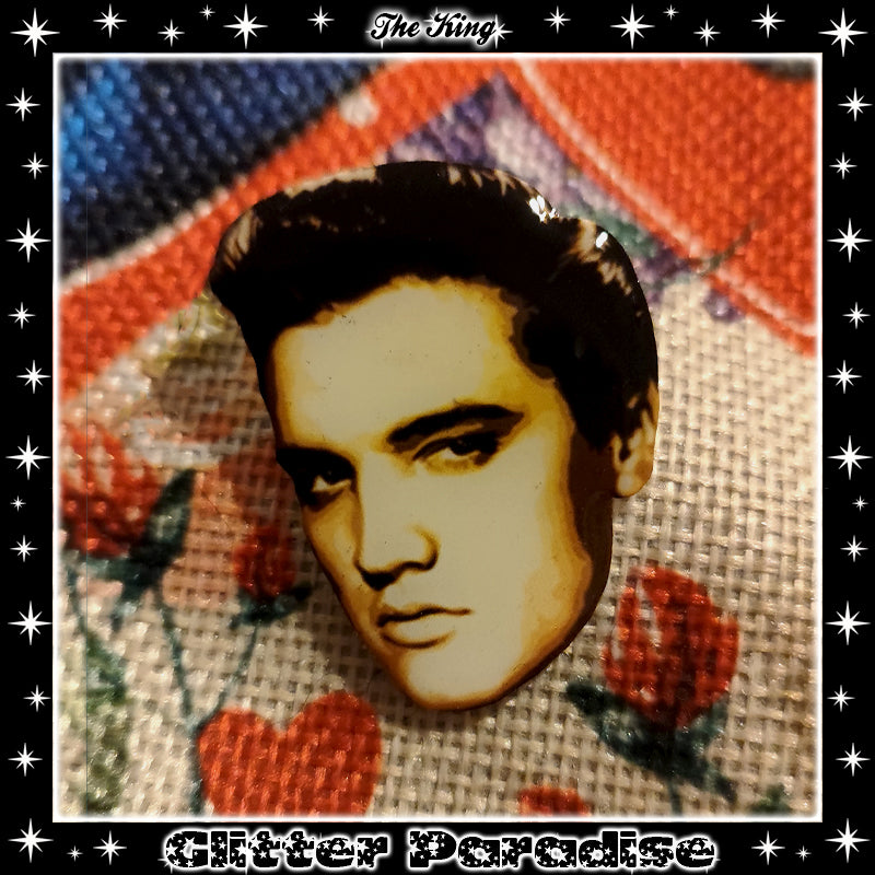 Broche: The King