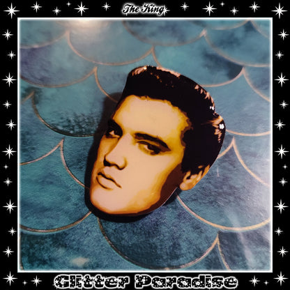 Broche: The King
