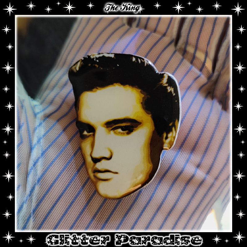 Broche: The King