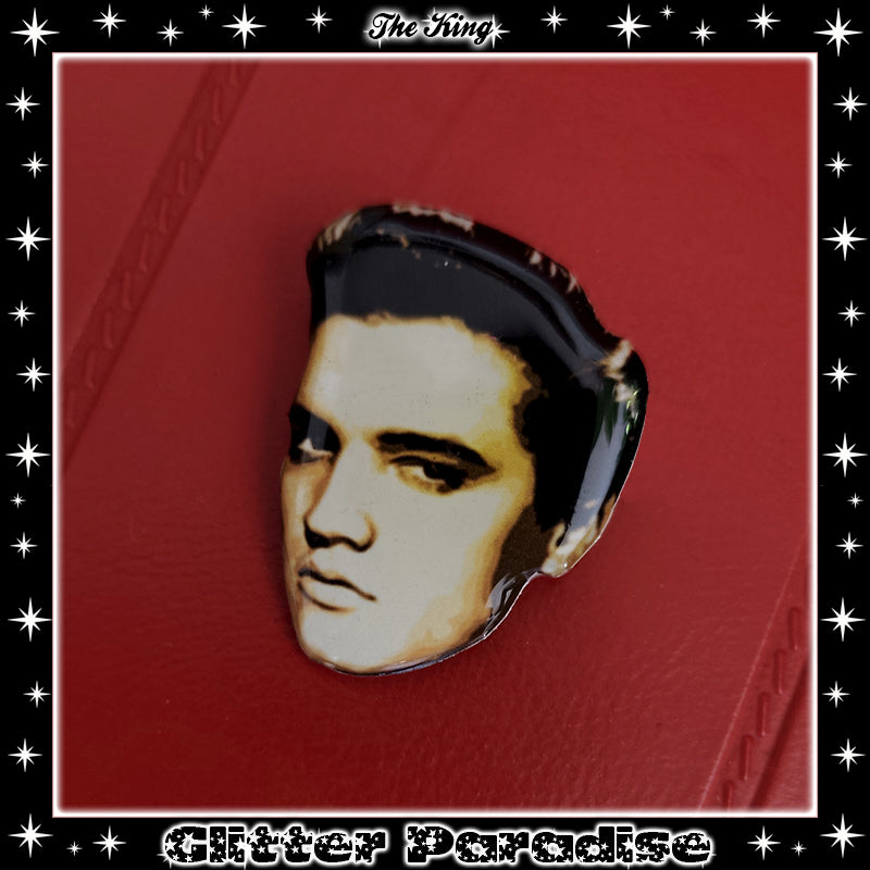 Broche: The King