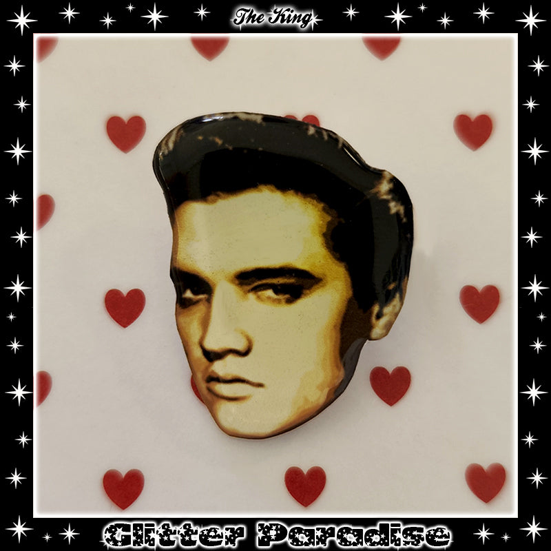Broche: The King