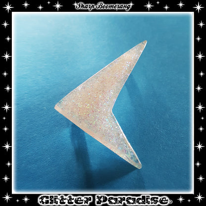 Brooch: Confetti Lucite Sharp Boomerang Dust