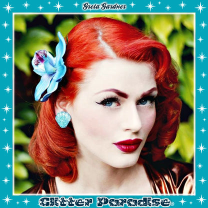 Earrings: Lucite Seashell