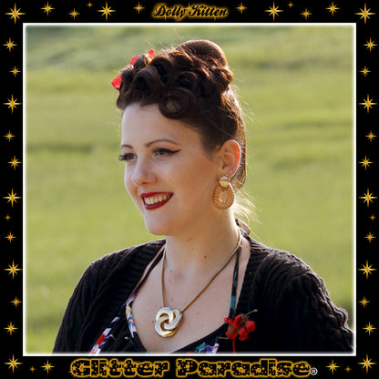 Earrings: Pineapple Riviera