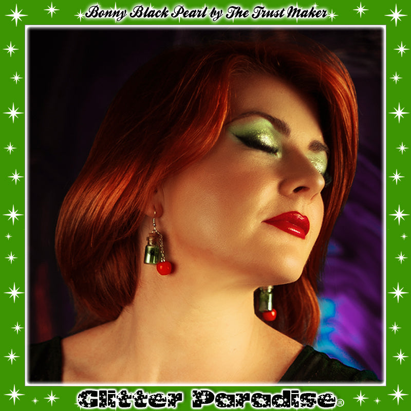 Pendientes: Poison & Apple