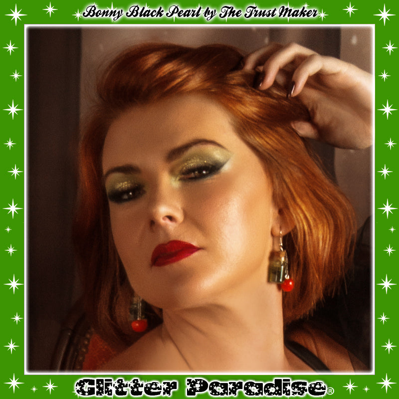 Pendientes: Poison & Apple